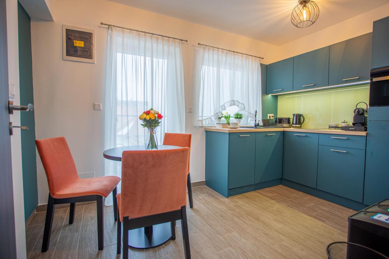 Viktoria Apartman Jula Exterior foto