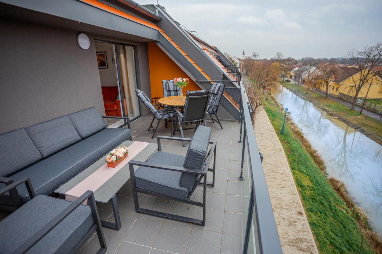 Viktoria Apartman Jula Exterior foto