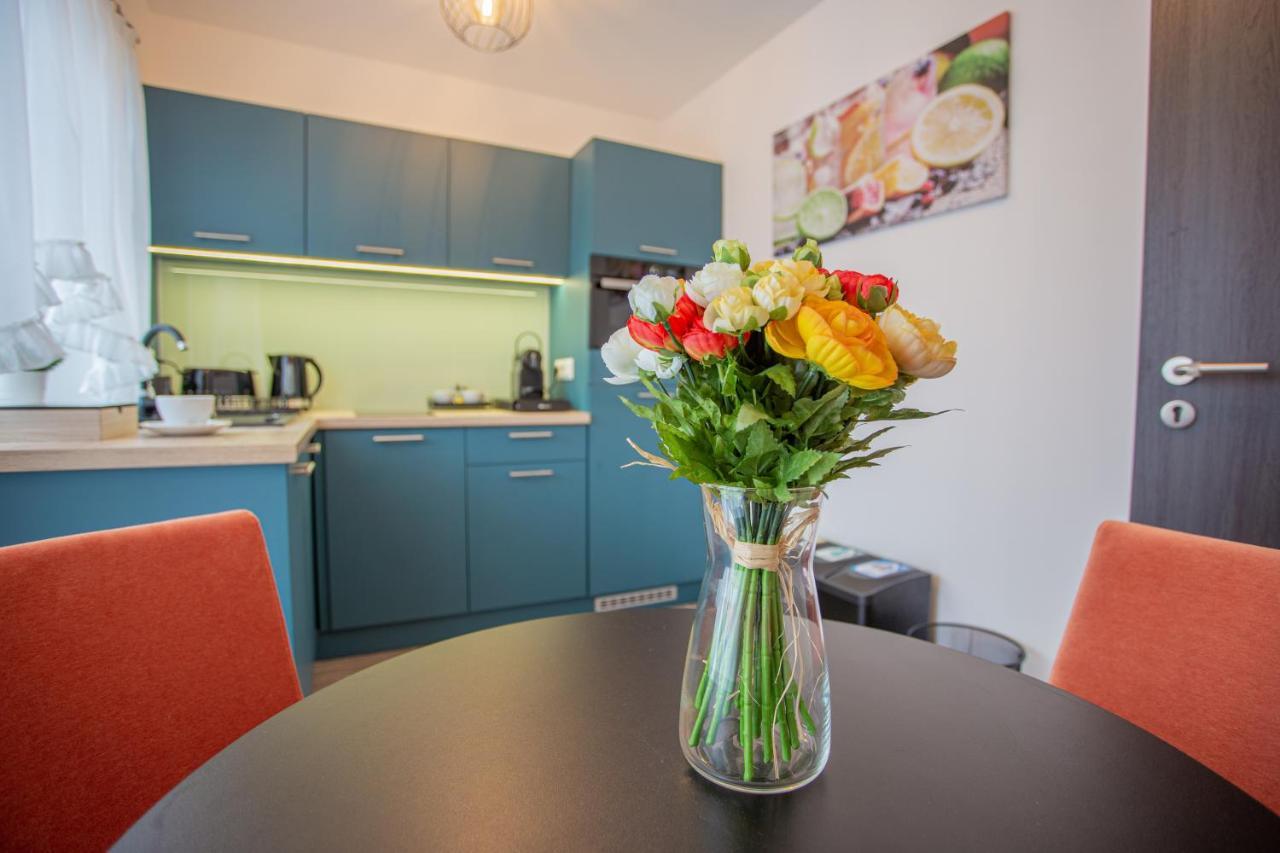 Viktoria Apartman Jula Exterior foto