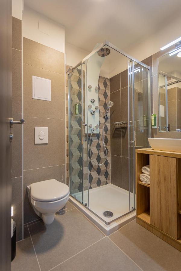 Viktoria Apartman Jula Exterior foto