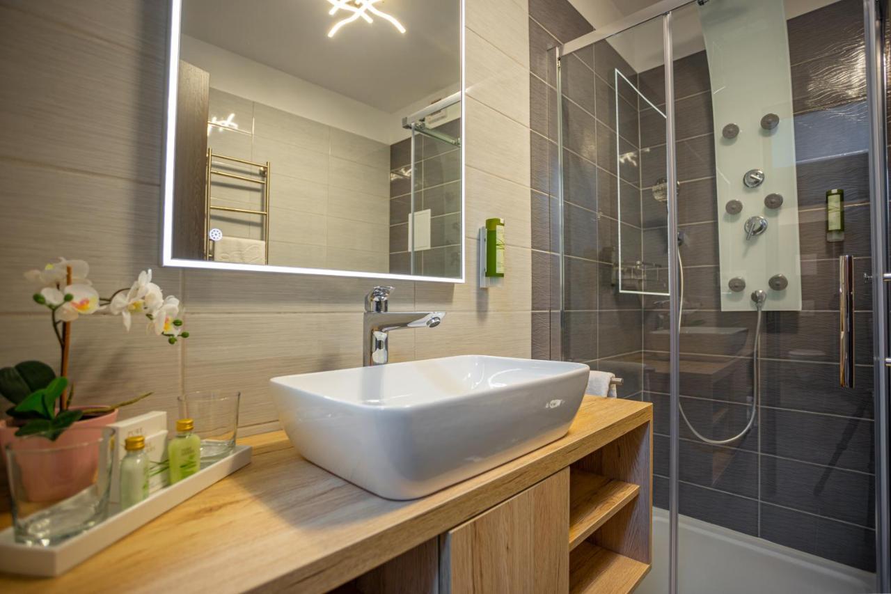 Viktoria Apartman Jula Exterior foto