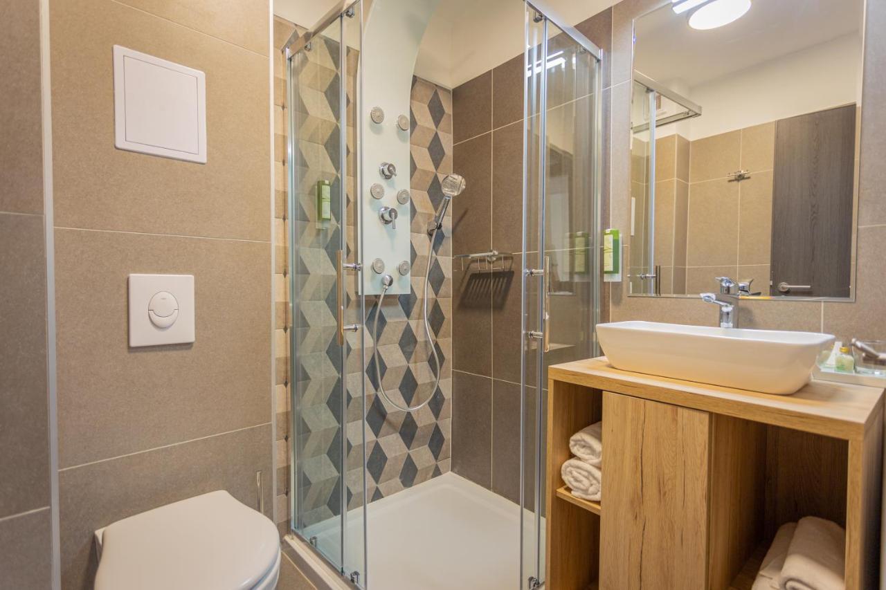 Viktoria Apartman Jula Exterior foto