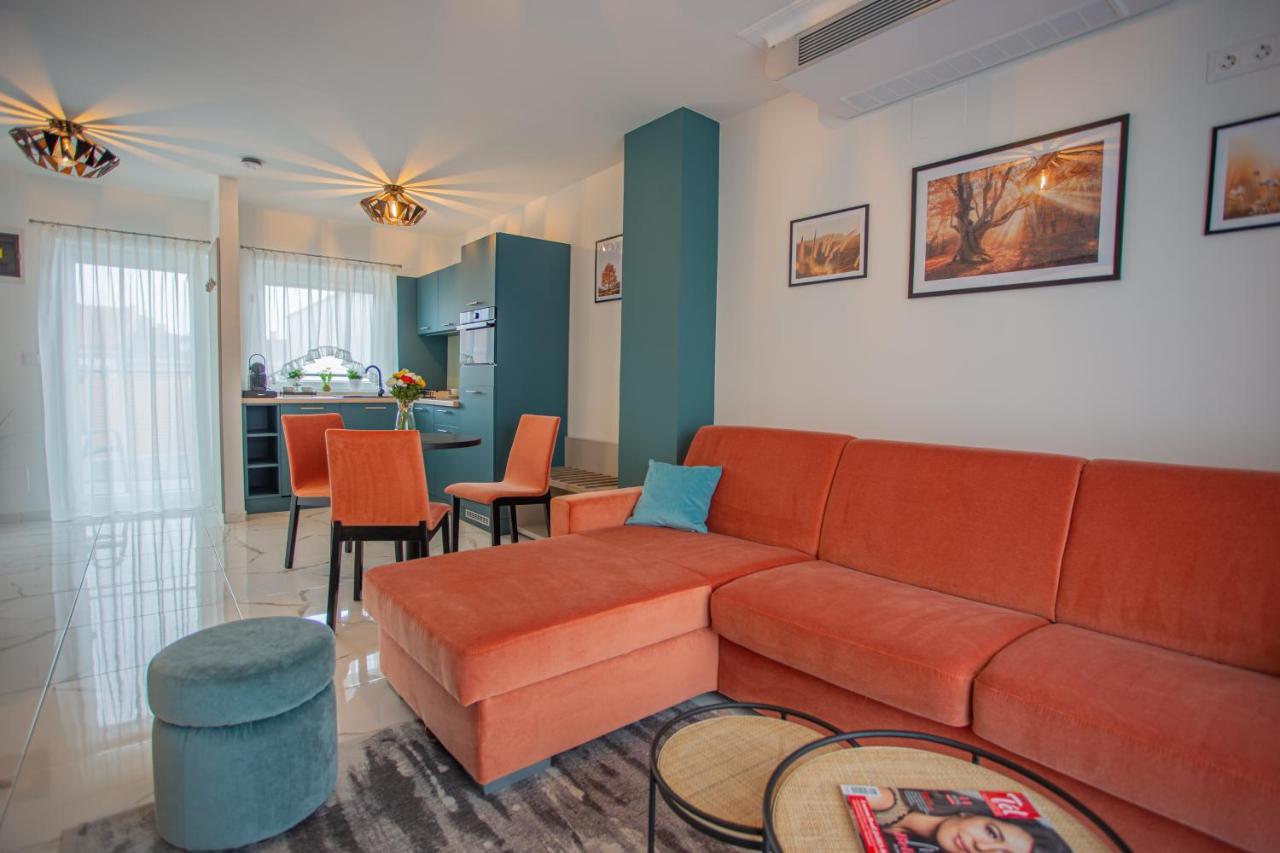 Viktoria Apartman Jula Exterior foto