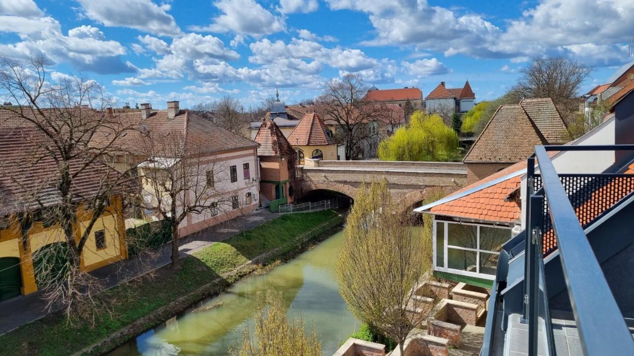 Viktoria Apartman Jula Exterior foto