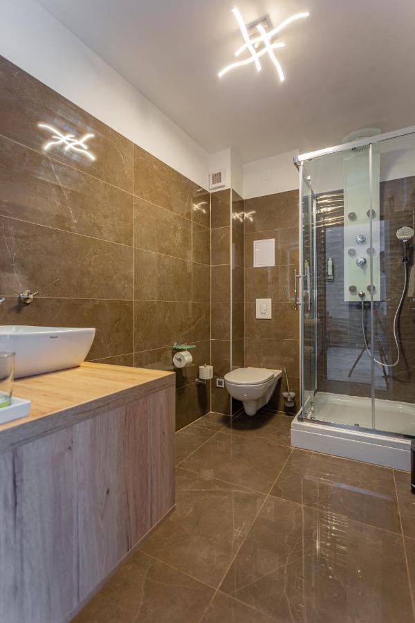 Viktoria Apartman Jula Exterior foto